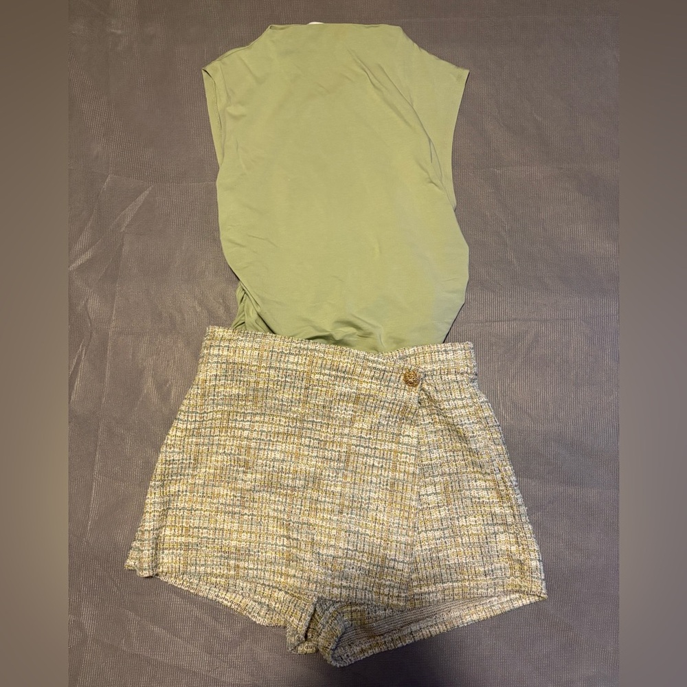 Calvin Klein Jeans Light Green Top